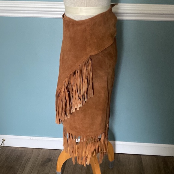 VTG Cedar Fringed Tan Suede true wrap Skirt size M boho festival rustic hippie - Picture 5 of 15
